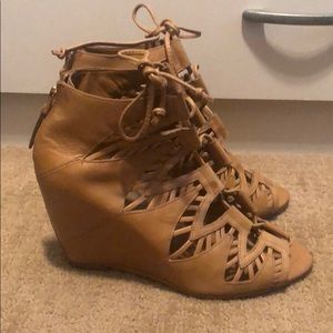 Dolce Vita leather wedge